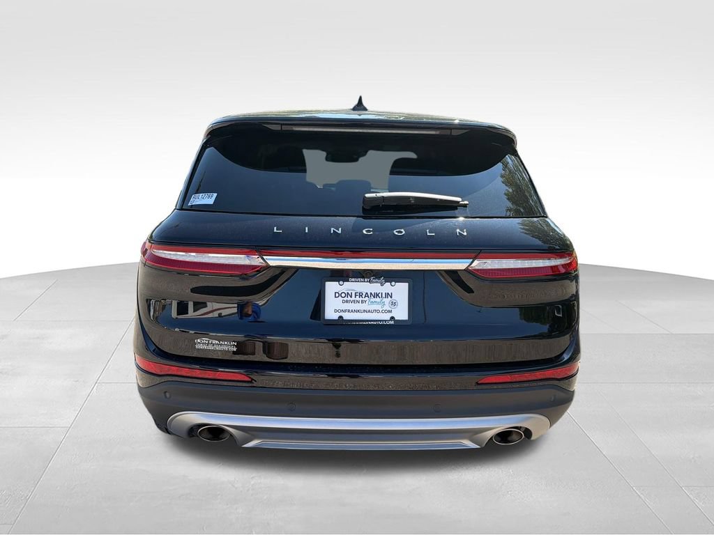 Used 2024 Lincoln Corsair AWD image 4
