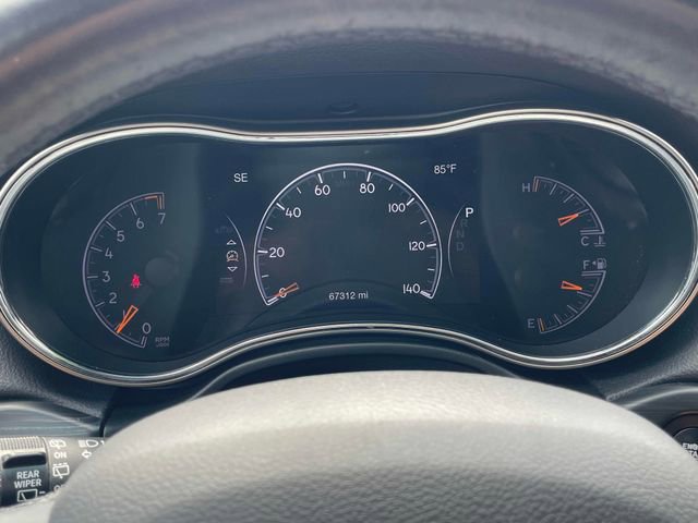 Used 2020 Jeep Grand Cherokee Altitude AWD/4WD image 8