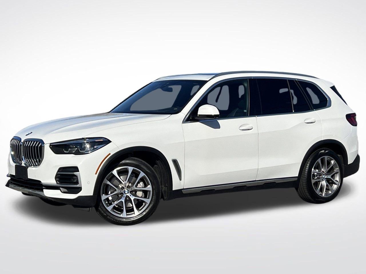 Used 2023 BMW X5 xDrive40i w/ Premium Package image 2