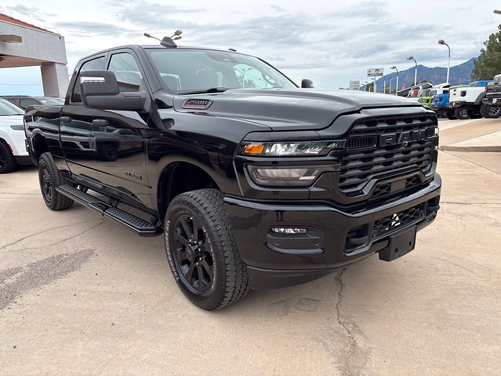 Used 2025 RAM 2500 Big Horn AWD/4WD image 3