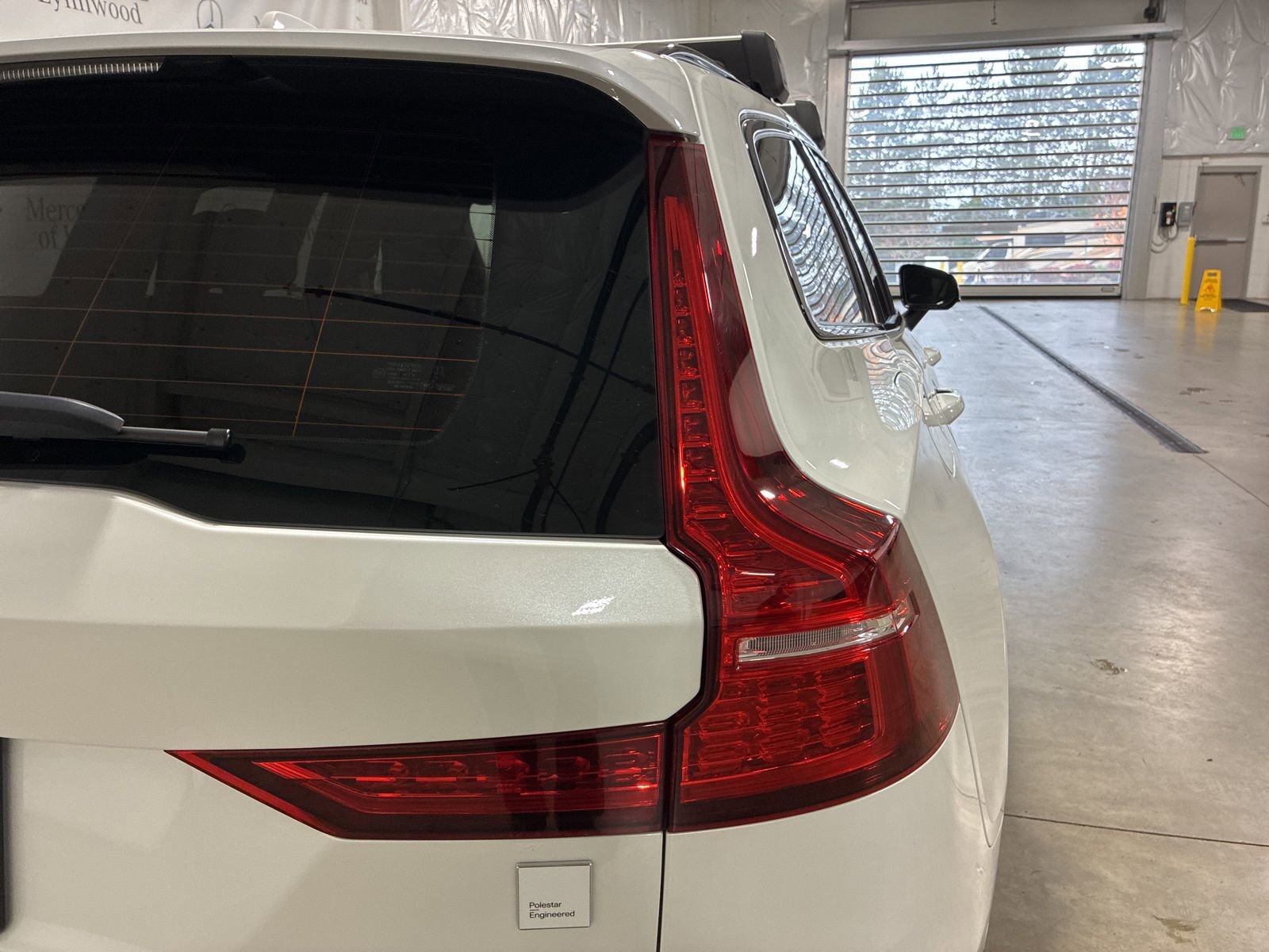 Used 2024 Volvo V60 T8 Polestar image 6