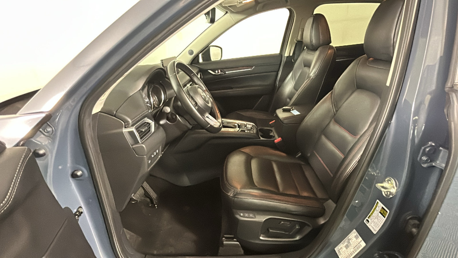 Used 2025 MAZDA CX-5 Carbon Edition AWD/4WD image 13