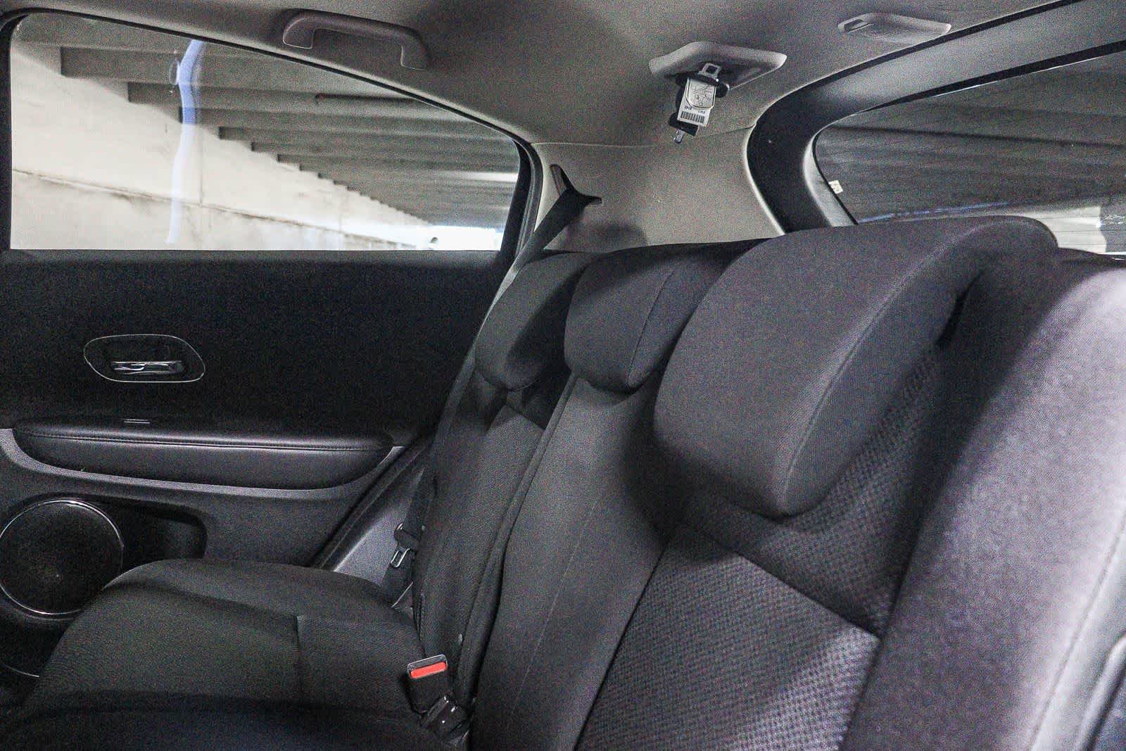 Used 2018 Honda HR-V EX image 19