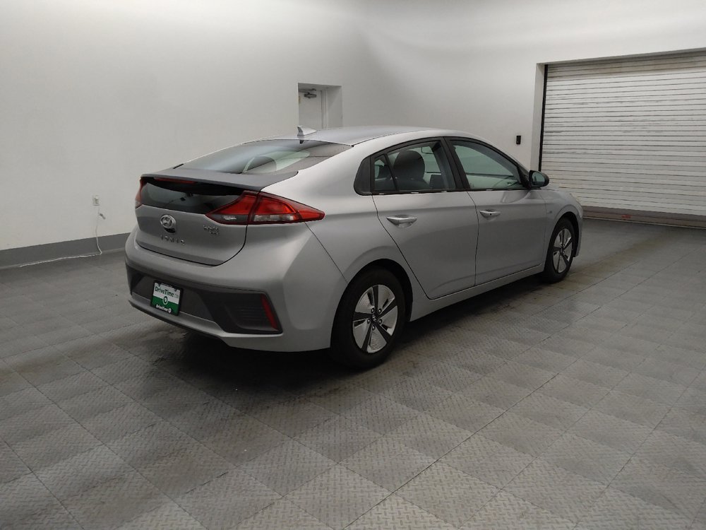 Used 2020 Hyundai Ioniq Blue FWD image 9