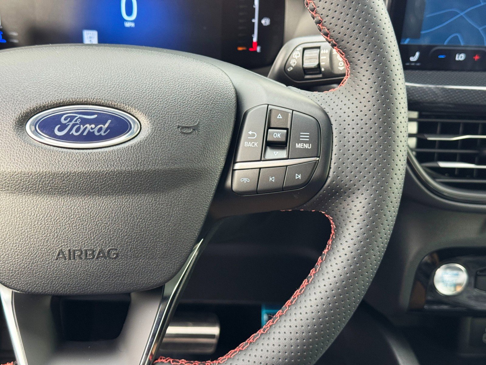 Used 2024 Ford Escape ST-Line Select w/ Tech Pack #1 image 19