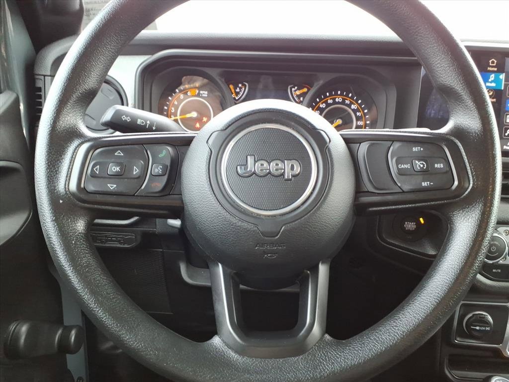 Used 2024 Jeep Wrangler Sport image 16