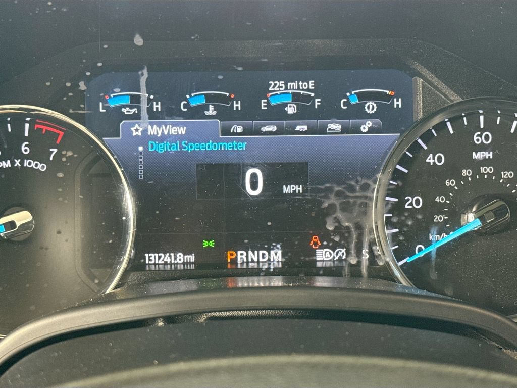 Used 2020 Ford Expedition XLT w/ Equipment Group 202A AWD/4WD image 12