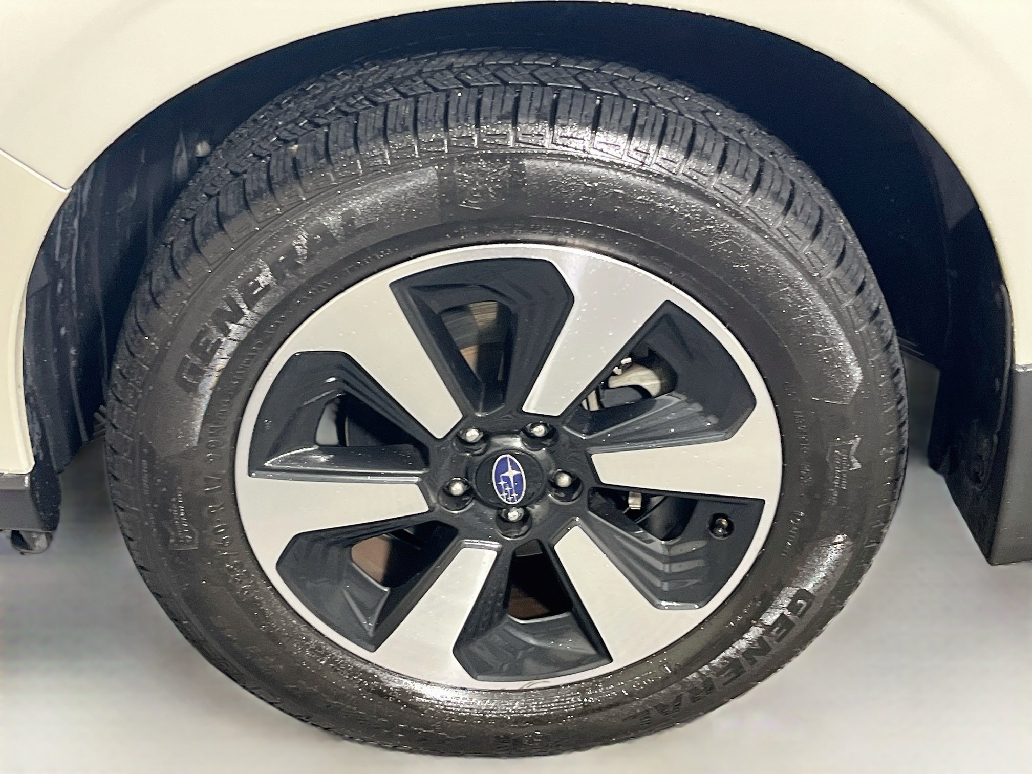 Used 2018 Subaru Forester 2.5i w/ Alloy Wheel Package AWD/4WD image 13