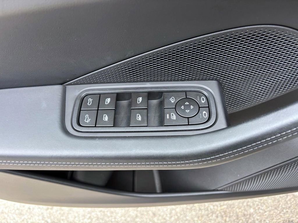 Used 2024 Porsche Macan 4 Electric image 24