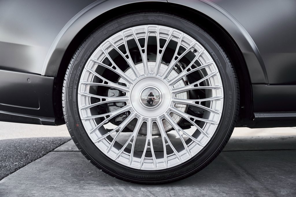 Used 2024 Land Rover Range Rover Long Wheelbase SE image 27