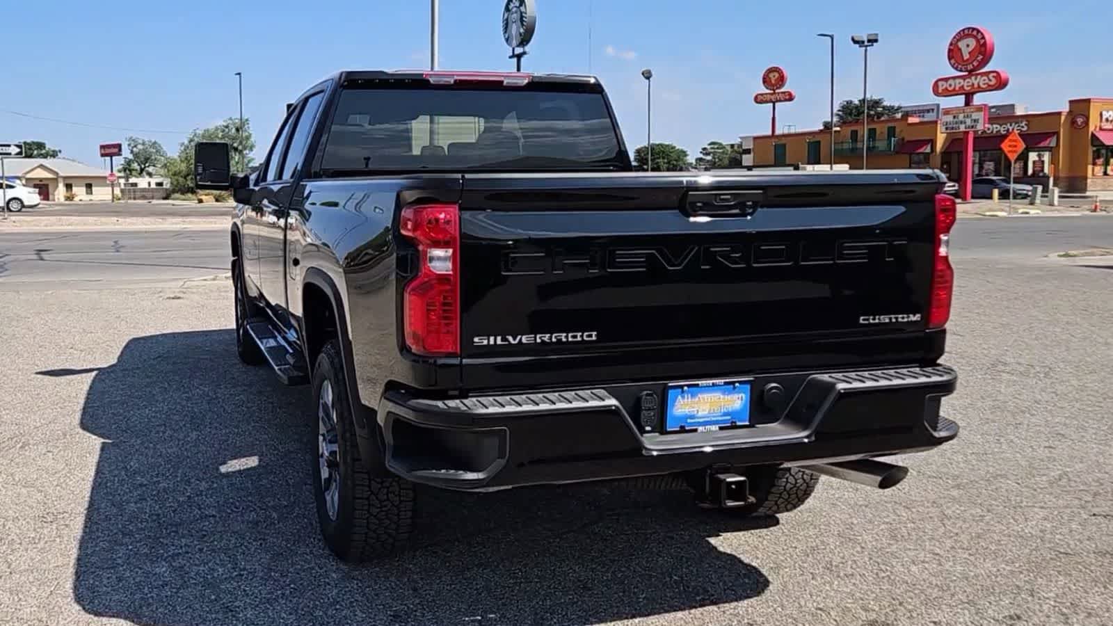 Used 2025 Chevrolet Silverado 2500 Custom w/ Custom Convenience Package AWD/4WD image 6