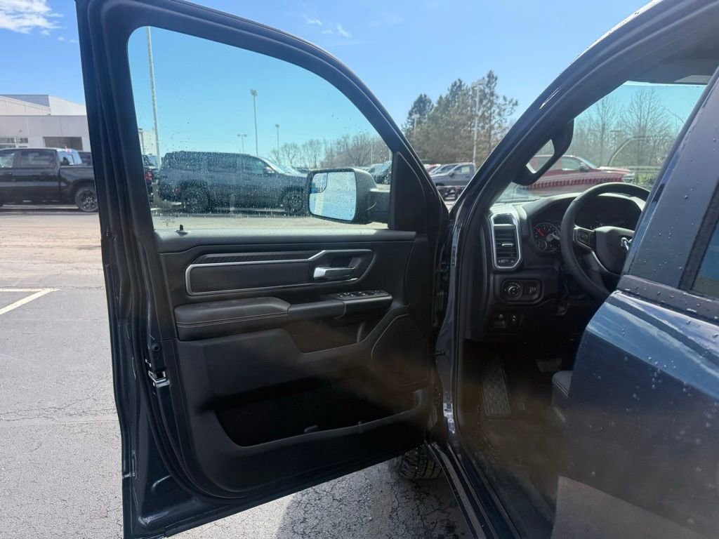 New 2026 RAM 1500 Big Horn AWD/4WD image 12
