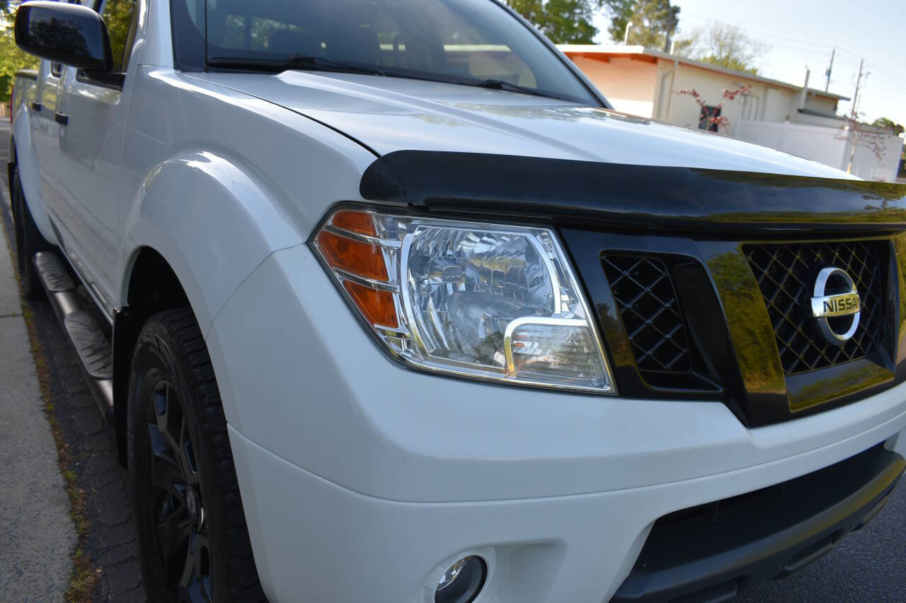 Used 2018 Nissan Frontier SV w/ Value Truck Package AWD/4WD image 36