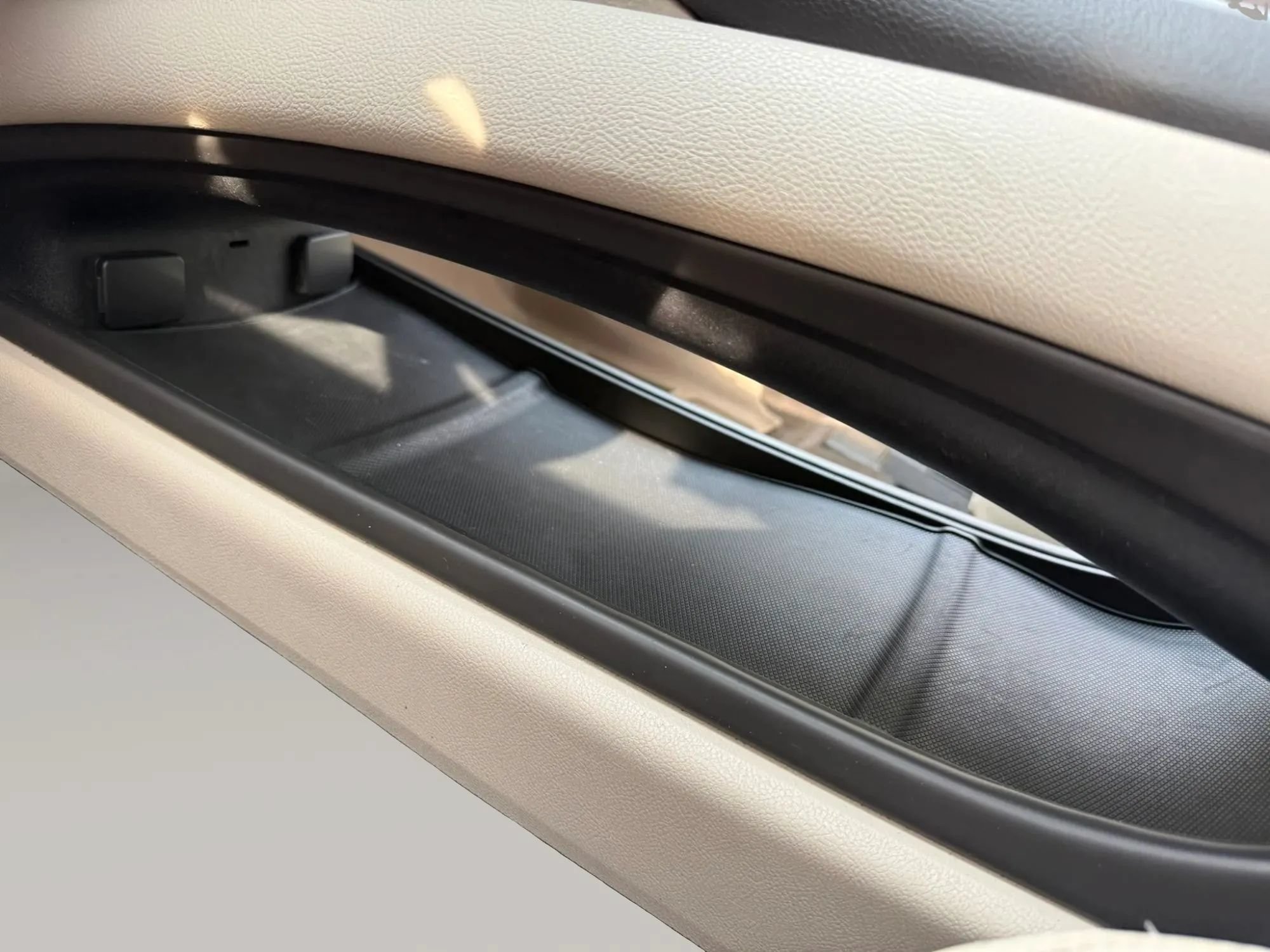 Used 2017 Lincoln MKZ Reserve AWD/4WD image 27
