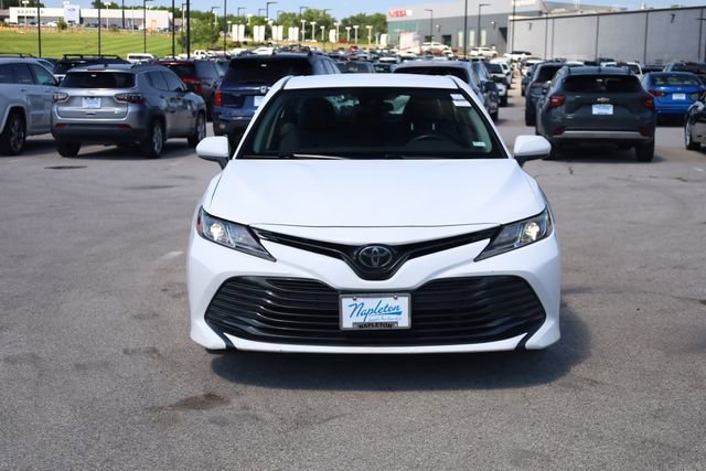 Used 2020 Toyota Camry LE FWD image 2