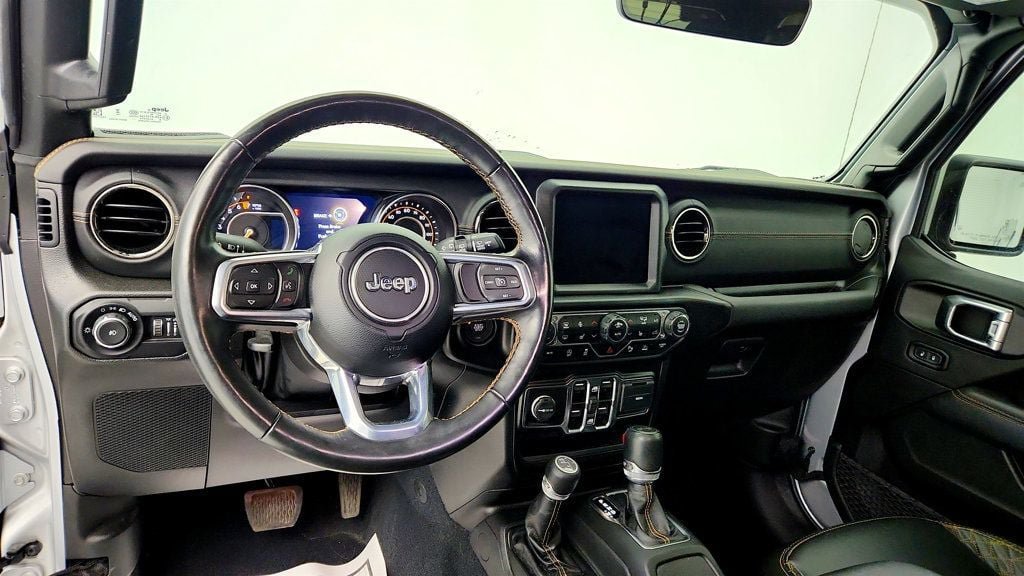 Used 2022 Jeep Wrangler Unlimited Sahara AWD/4WD image 12