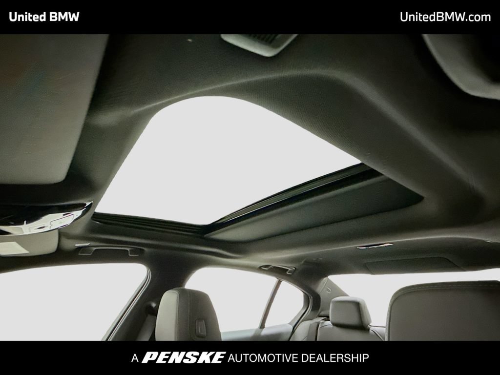 Used 2026 BMW 530i w/ Premium Package RWD image 12