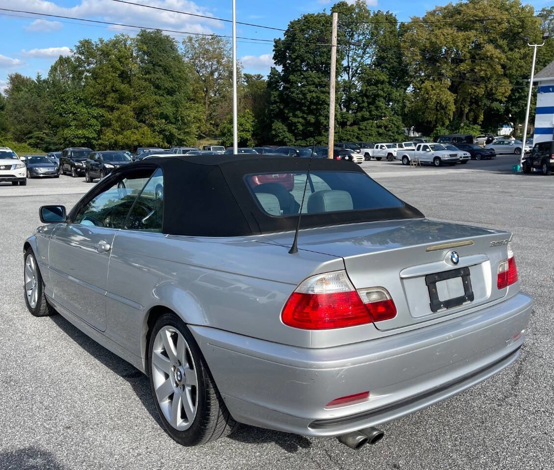 Used 2003 BMW 325Ci Convertible image 4