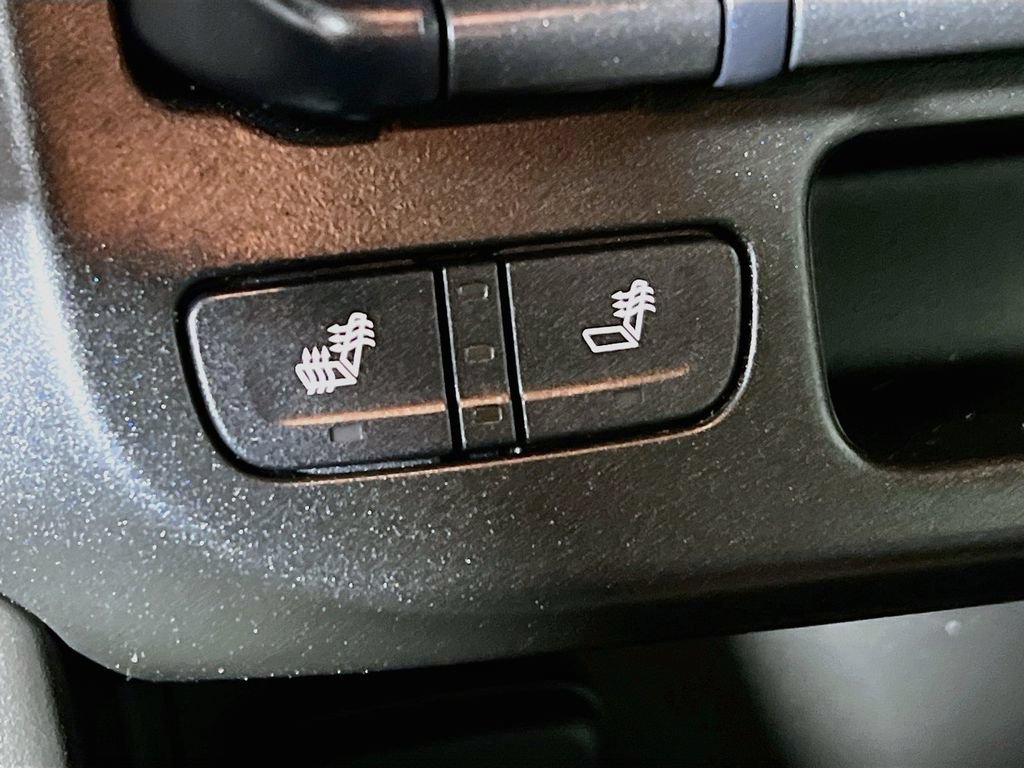 Used 2020 Chevrolet Colorado LT w/ LT Convenience Package AWD/4WD image 18