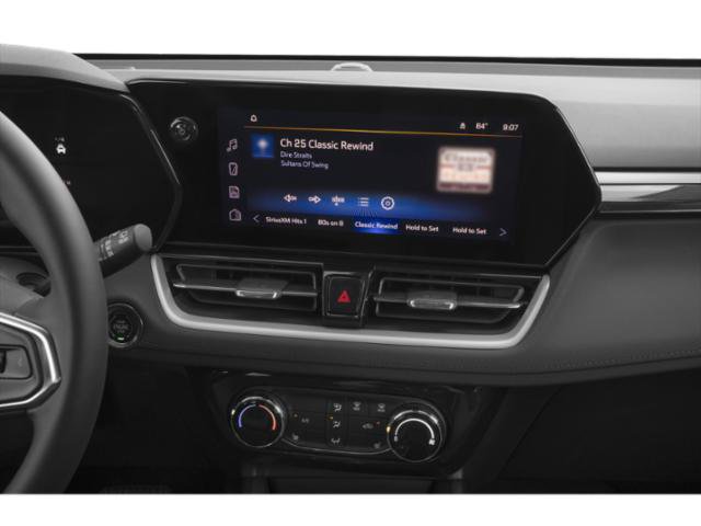 Used 2025 Chevrolet TrailBlazer LT AWD/4WD image 12