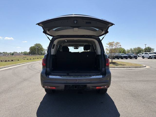 Used 2024 INFINITI QX80 Luxe AWD/4WD image 17