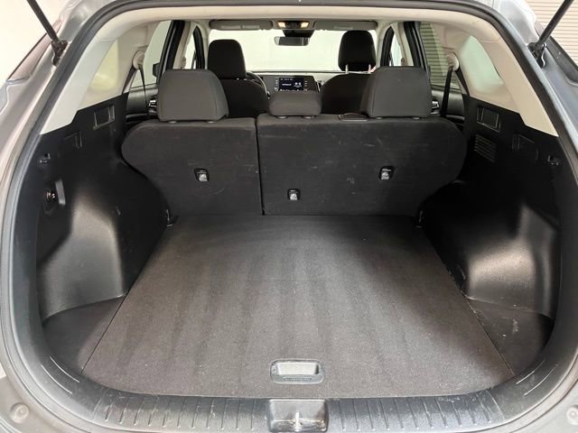 Used 2024 Kia Sportage LX image 14