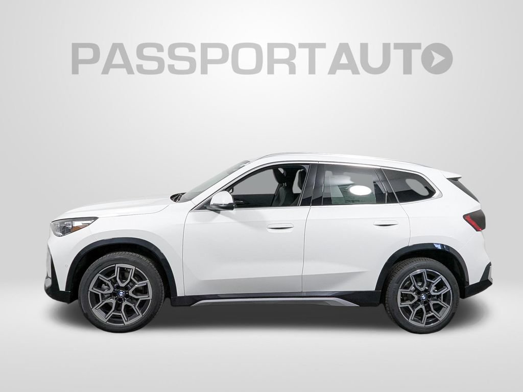 New 2026 BMW X1 xDrive28i w/ Convenience Package AWD/4WD image 2