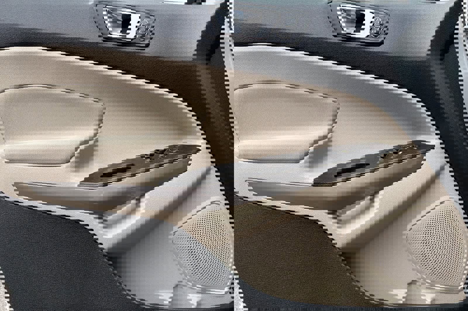 Used 2019 Ford EcoSport SE image 14