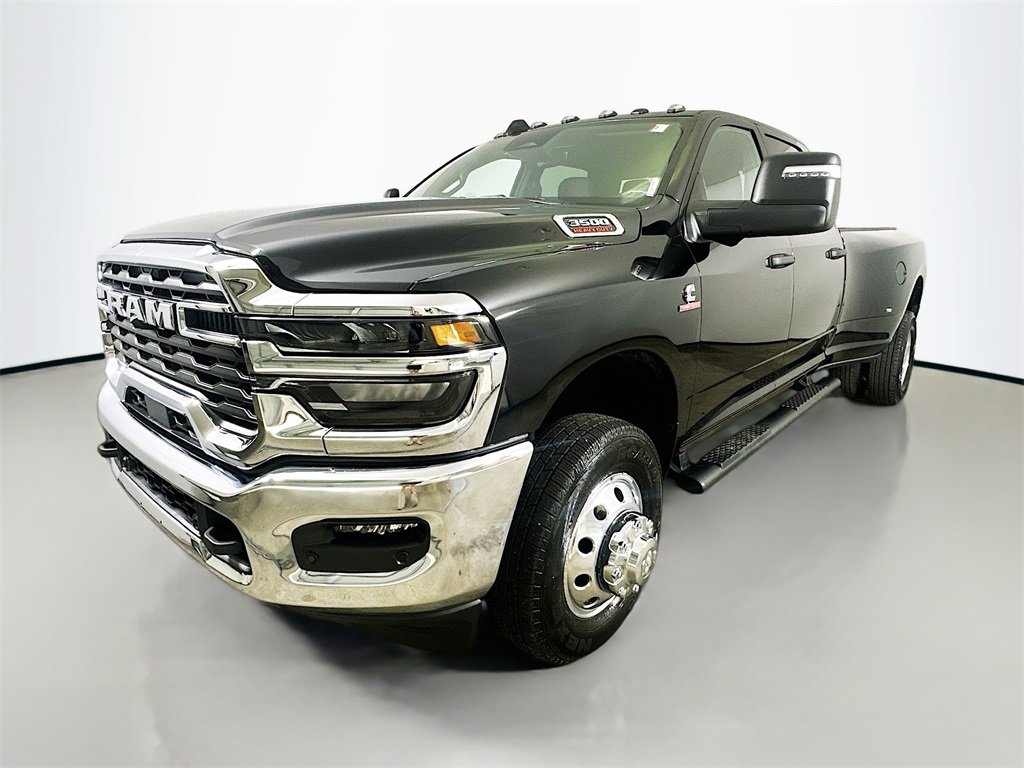 Used 2025 RAM 3500 Tradesman image 3