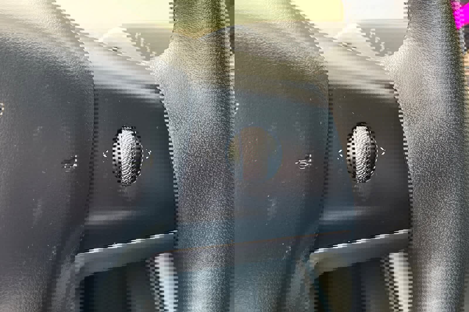 Used 2023 Tesla Model Y Performance image 30