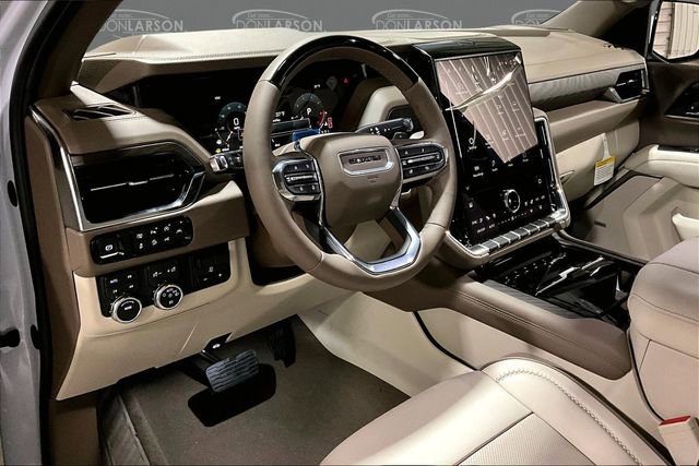 New 2026 GMC Yukon XL Denali image 9