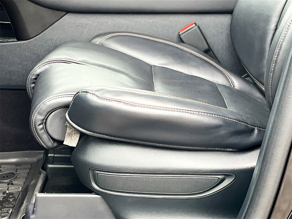 Used 2025 Lincoln Aviator Reserve w/ Equipment Group 201A image 20