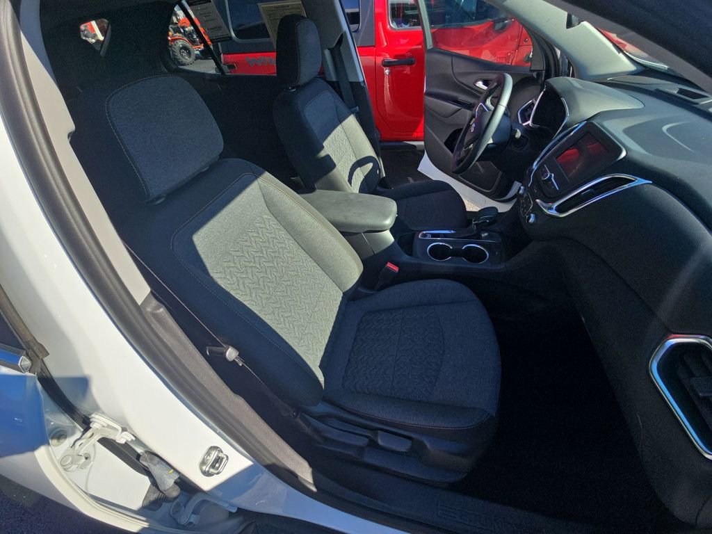 Used 2024 Chevrolet Equinox LT image 22