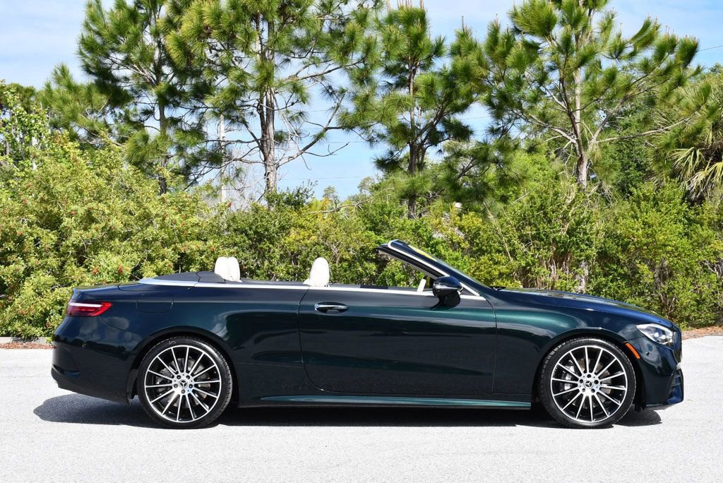 Used 2023 Mercedes-Benz E 450 Cabriolet image 40