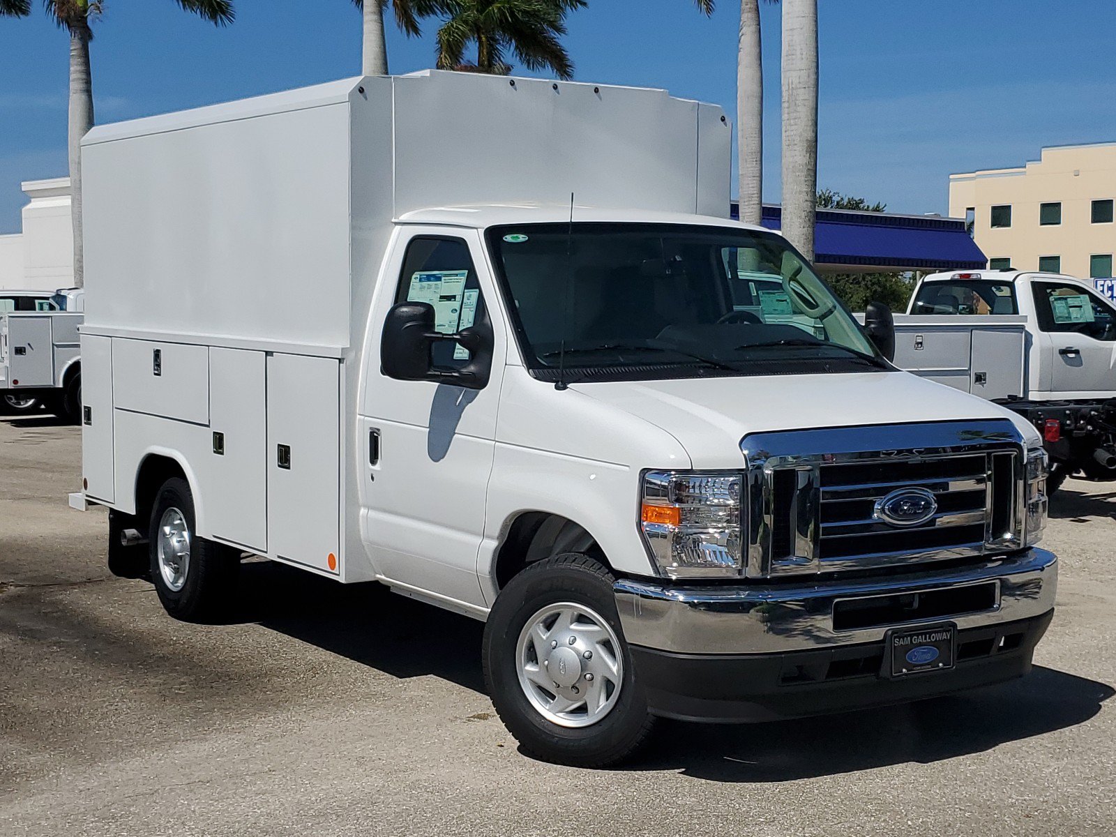 New 2025 Ford E-350 and Econoline 350 Super Duty w/ Power Equipment Group RWD image 26