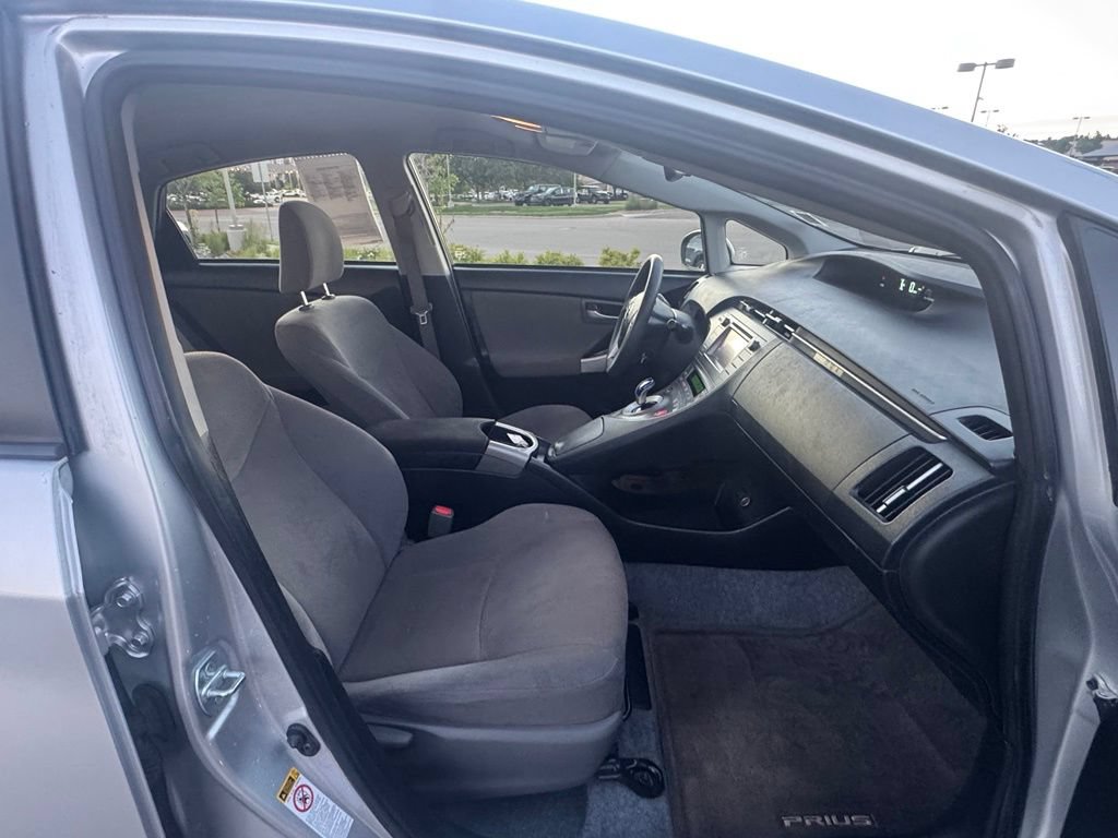 Used 2015 Toyota Prius Two FWD image 32