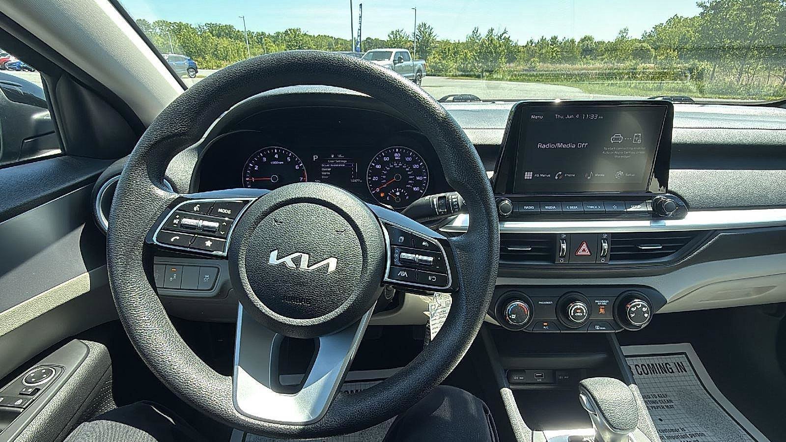 Used 2023 Kia Forte LXS w/ LXS Technology Package FWD image 24