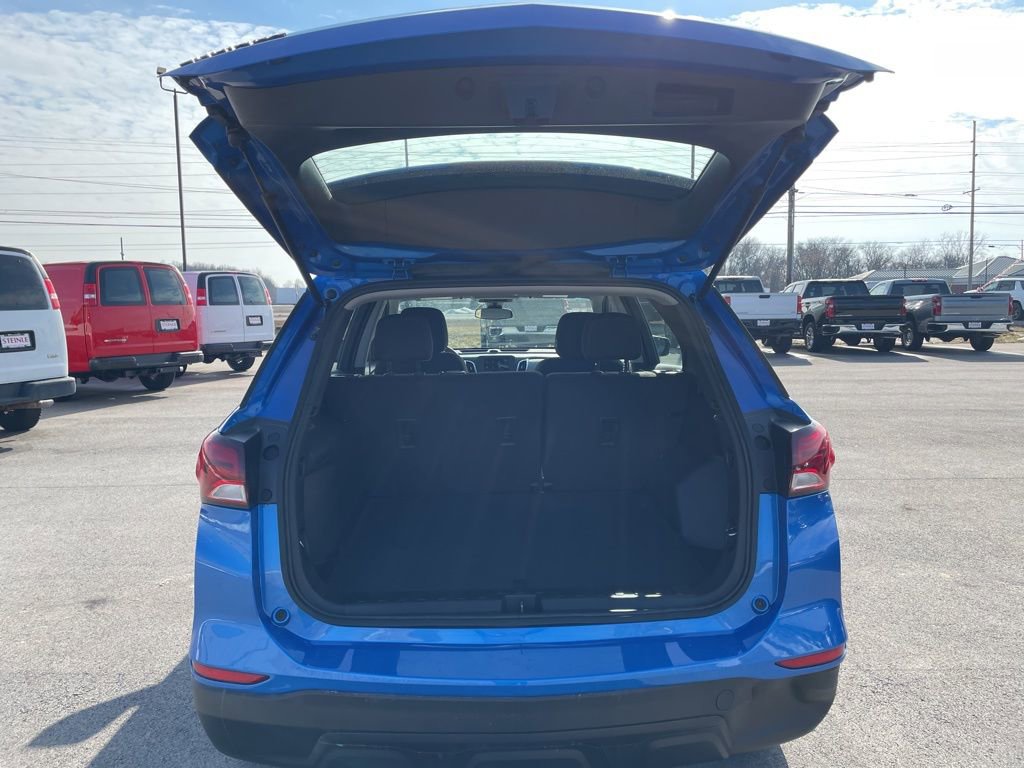 Used 2024 Chevrolet Equinox LS w/ Sport Edition image 7