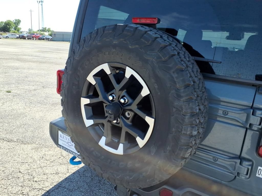Used 2024 Jeep Wrangler Unlimited Rubicon 4xe AWD/4WD image 25