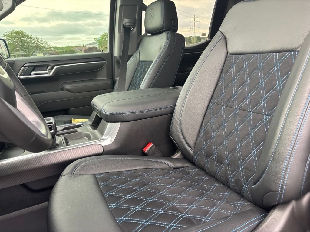 New 2026 GMC Sierra 1500 Elevation w/ Elevation Premium Package AWD/4WD image 19