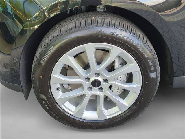New 2027 Land Rover Range Rover Sport SE AWD/4WD image 9