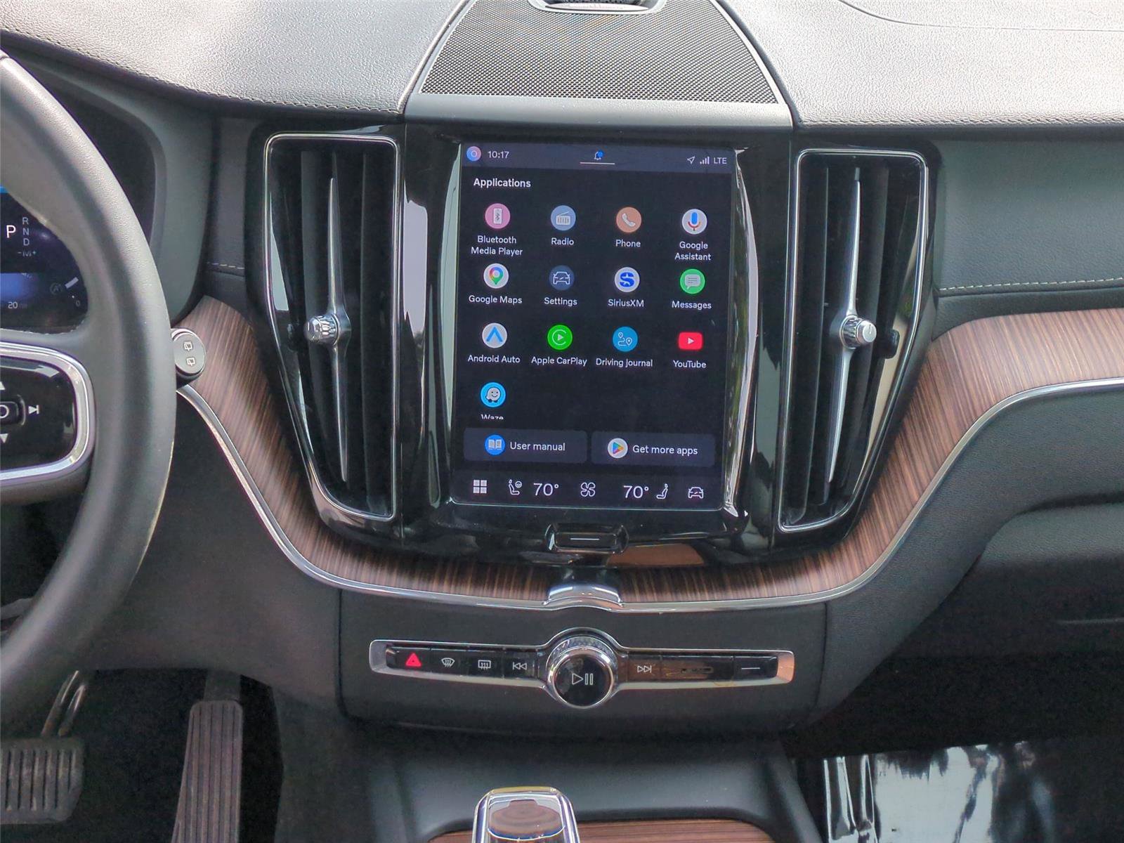 Certified 2023 Volvo XC60 B5 Ultimate AWD/4WD image 15