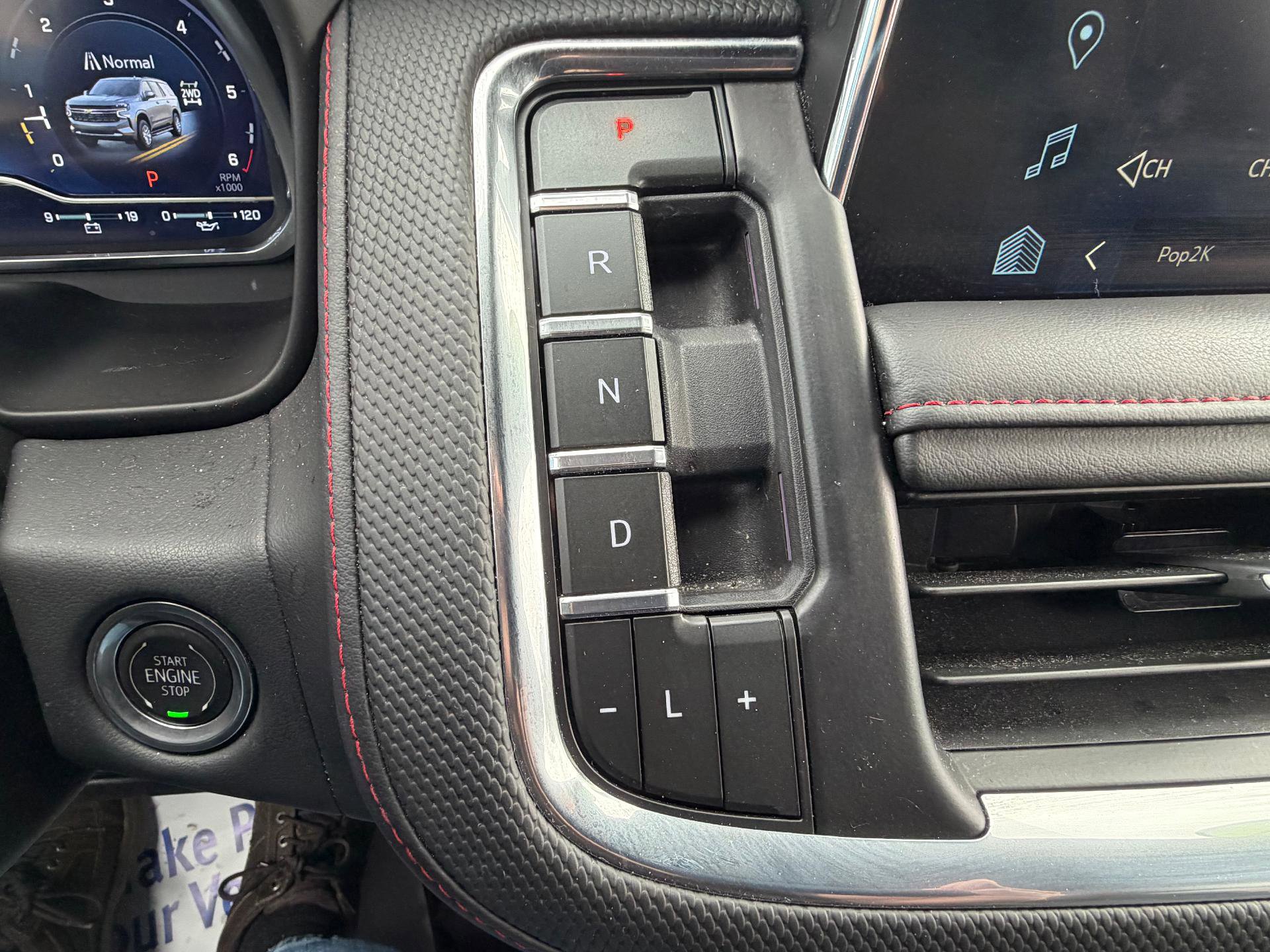 Used 2024 Chevrolet Suburban RST w/ Luxury Package image 35