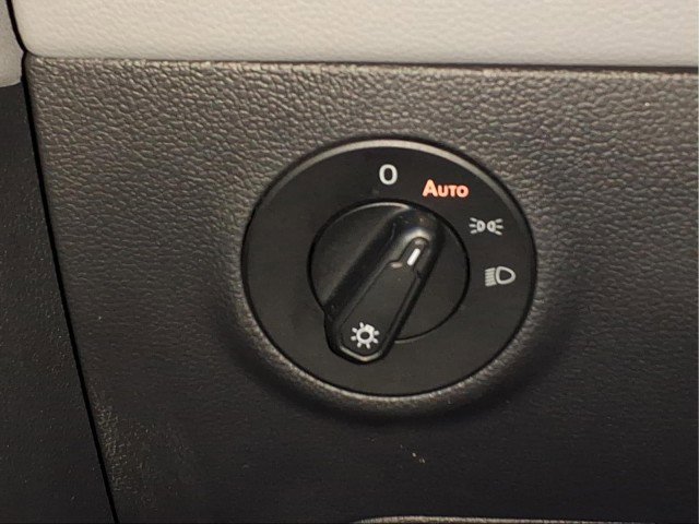 Certified 2023 Volkswagen Taos SEL image 25