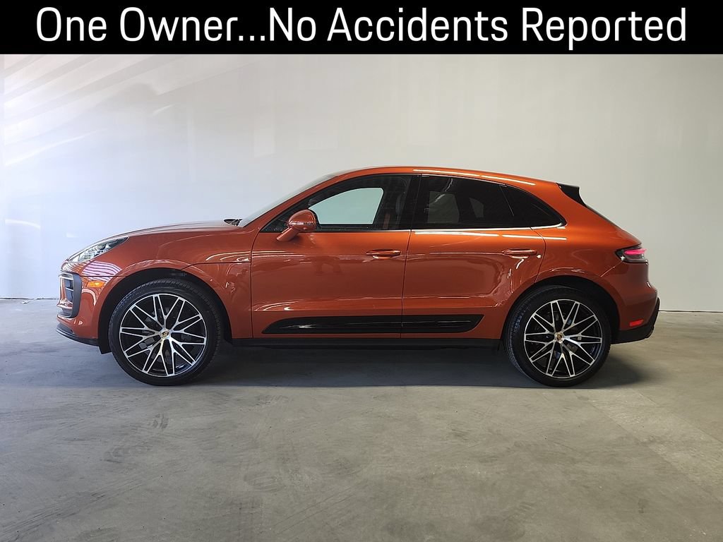 Used 2023 Porsche Macan AWD/4WD image 2