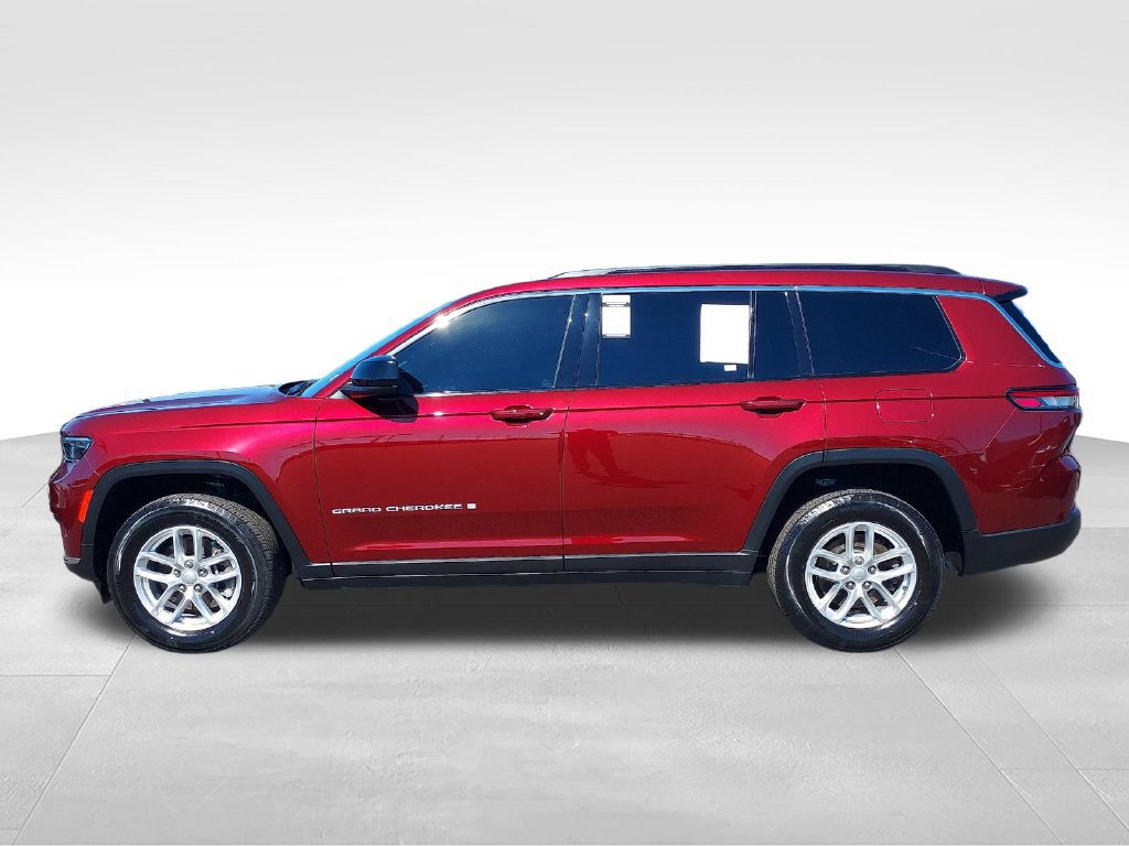 Used 2024 Jeep Grand Cherokee L Laredo AWD/4WD image 3