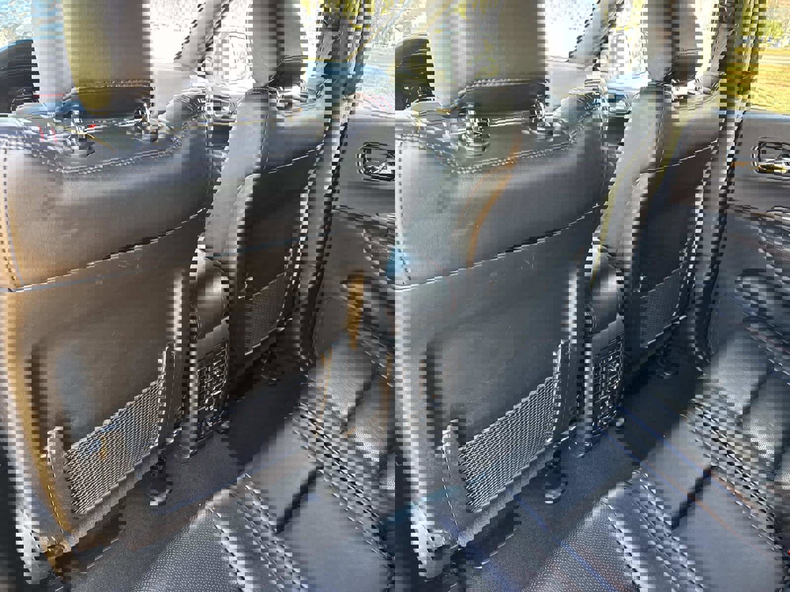 Used 2024 Dodge Durango GT image 13