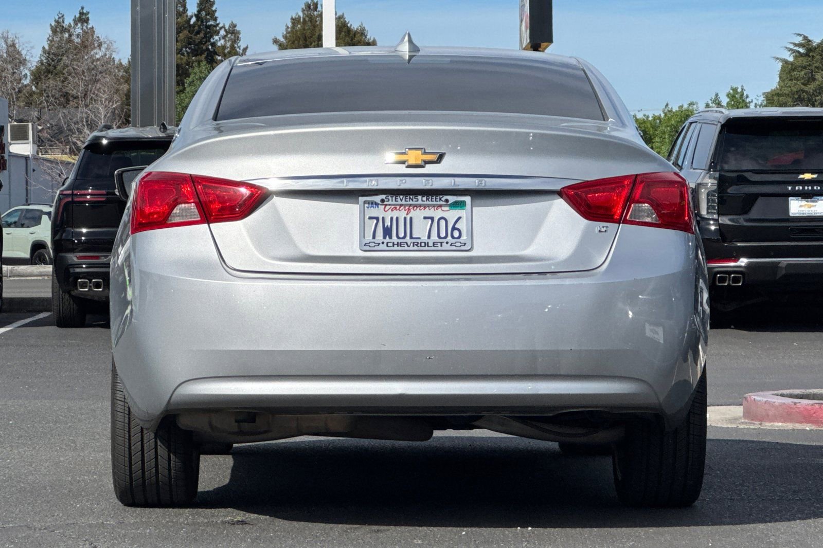 Used 2017 Chevrolet Impala LT image 6