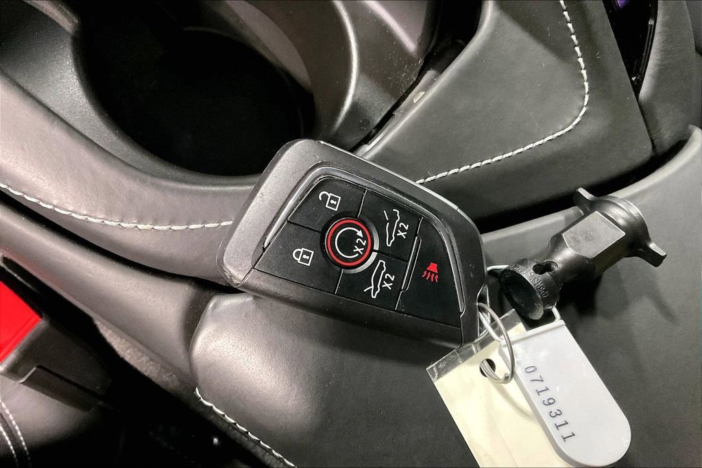 Used 2023 Chevrolet Corvette Stingray Premium Cpe w/ Z51 Performance Package RWD image 12