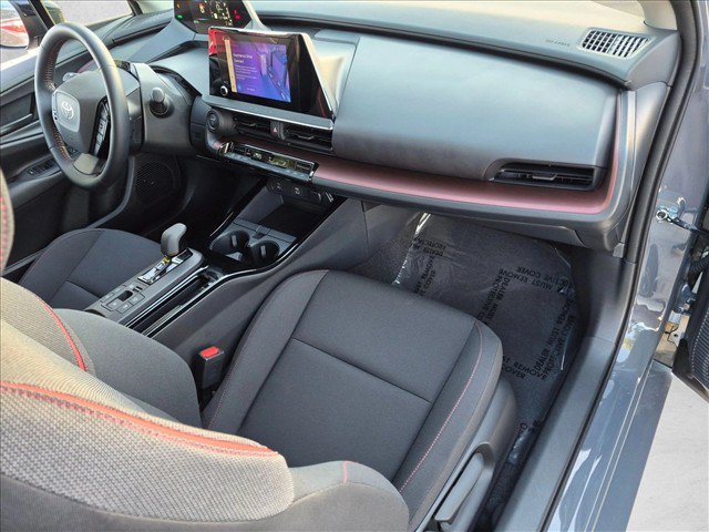 Certified 2026 Toyota Prius Plug-In Hybrid FWD image 20